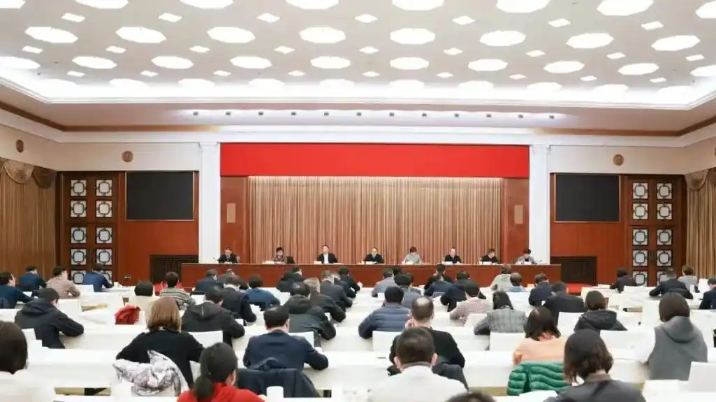 2025年上海市委统战部系统党的建设和党风廉政建设工作会议召开