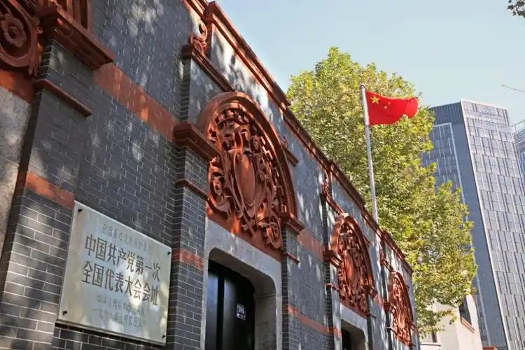 上海市浦东新区高行镇：坚持党建引领数字化赋能建设新一代“两全两通型”智慧社区